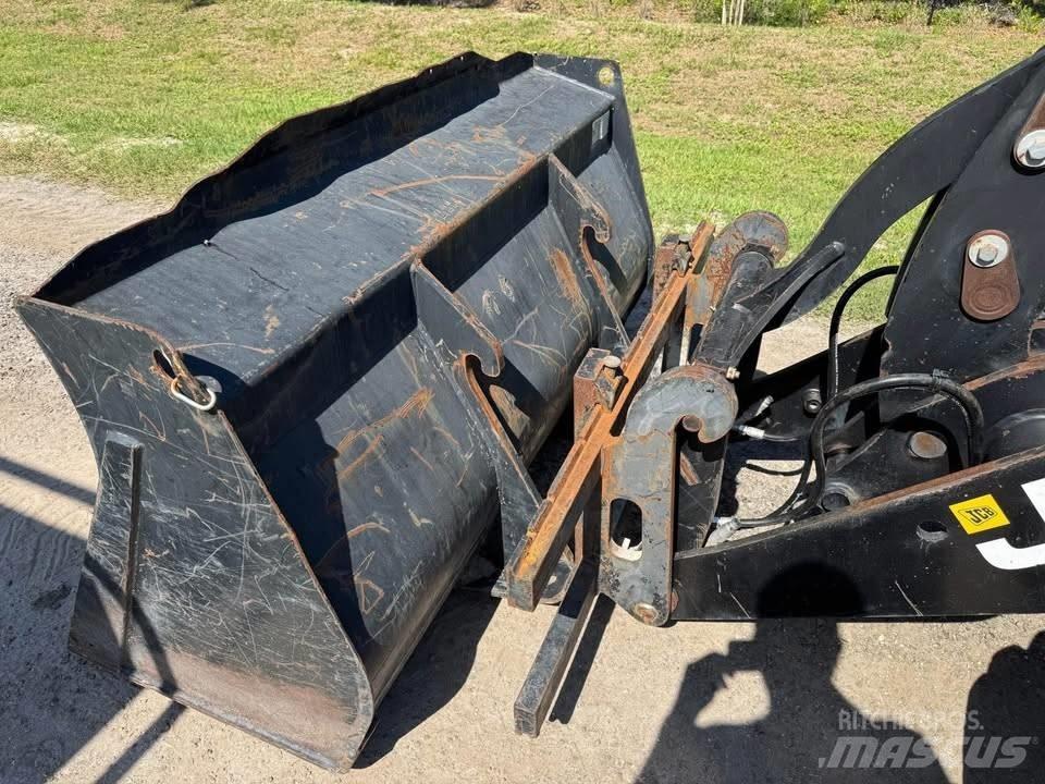 JCB 407 Iekrāvēji uz riteņiem