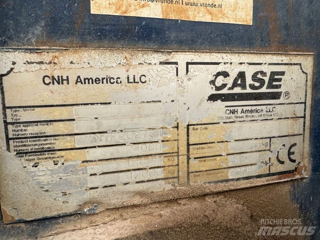 CASE 921E Iekrāvēji uz riteņiem
