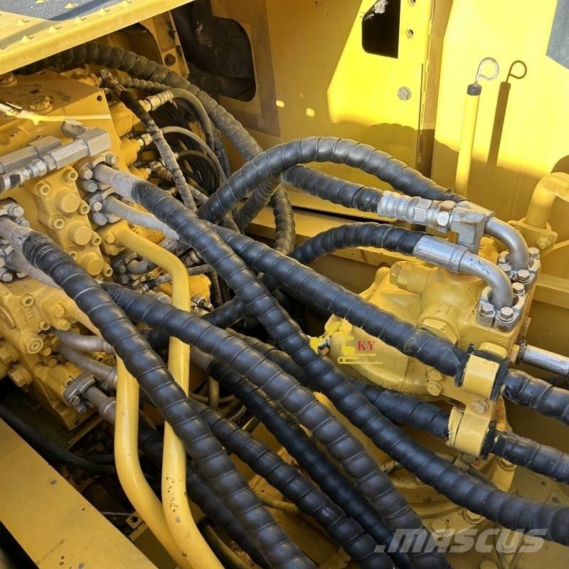 Komatsu PC 200-8 Kāpurķēžu ekskavatori
