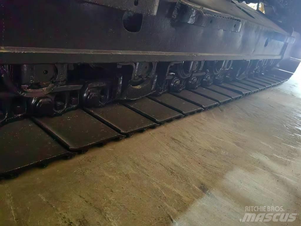 CAT 320 Kāpurķēžu ekskavatori