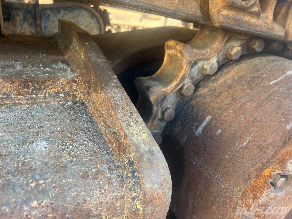 Komatsu PC 450 LC-8 Kāpurķēžu ekskavatori