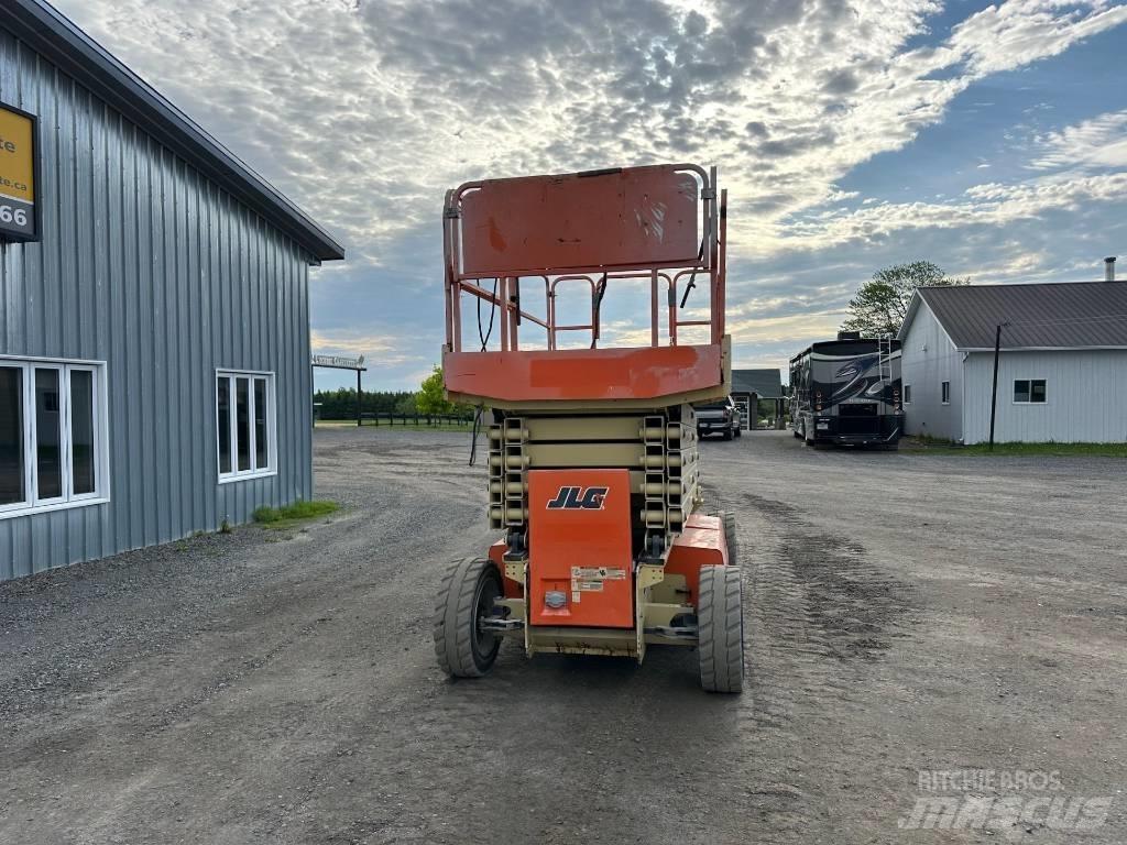 JLG 4069 LE Šķerveida pacēlāji