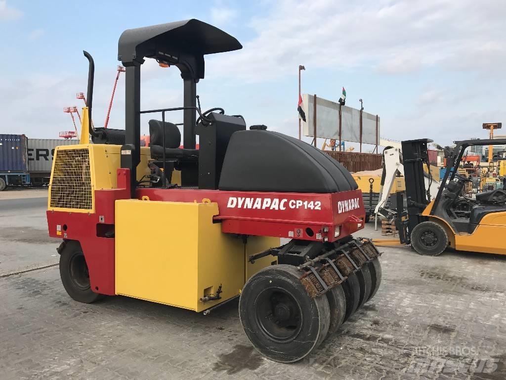 Dynapac CP 142 Pneimatiskie veltņi