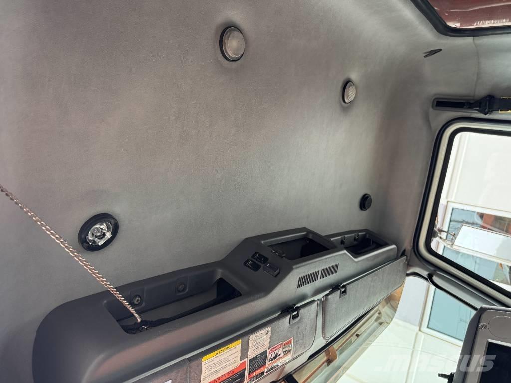 Mack GU813 Pašizgāzējs