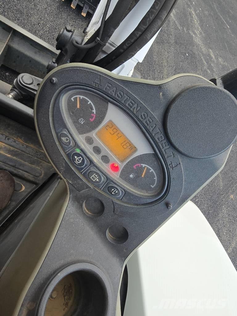 Bobcat E 50 Mini ekskavatori < 7 t