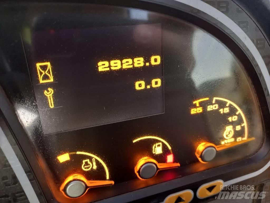 JCB 535-125 Teleskopiskie manipulatori