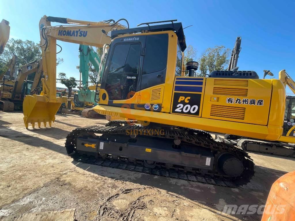 Komatsu PC 200-8 Kāpurķēžu ekskavatori