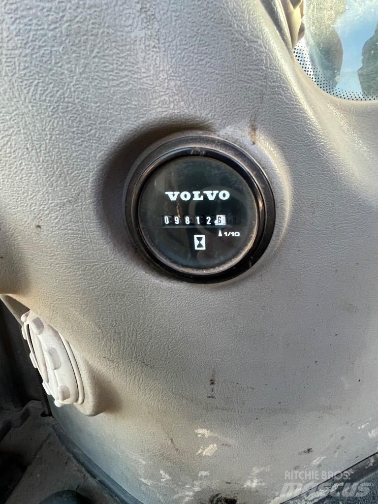 Volvo EC 480 E L Kāpurķēžu ekskavatori