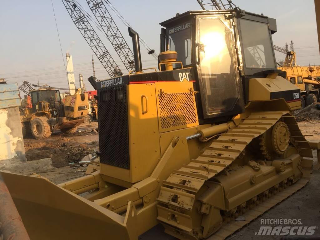 CAT D5N Kāpurķēžu buldozeri