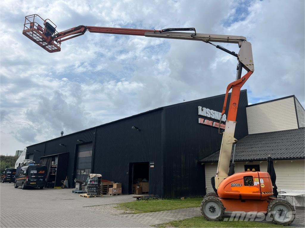 JLG 600 AJ Strēles pacēlāji