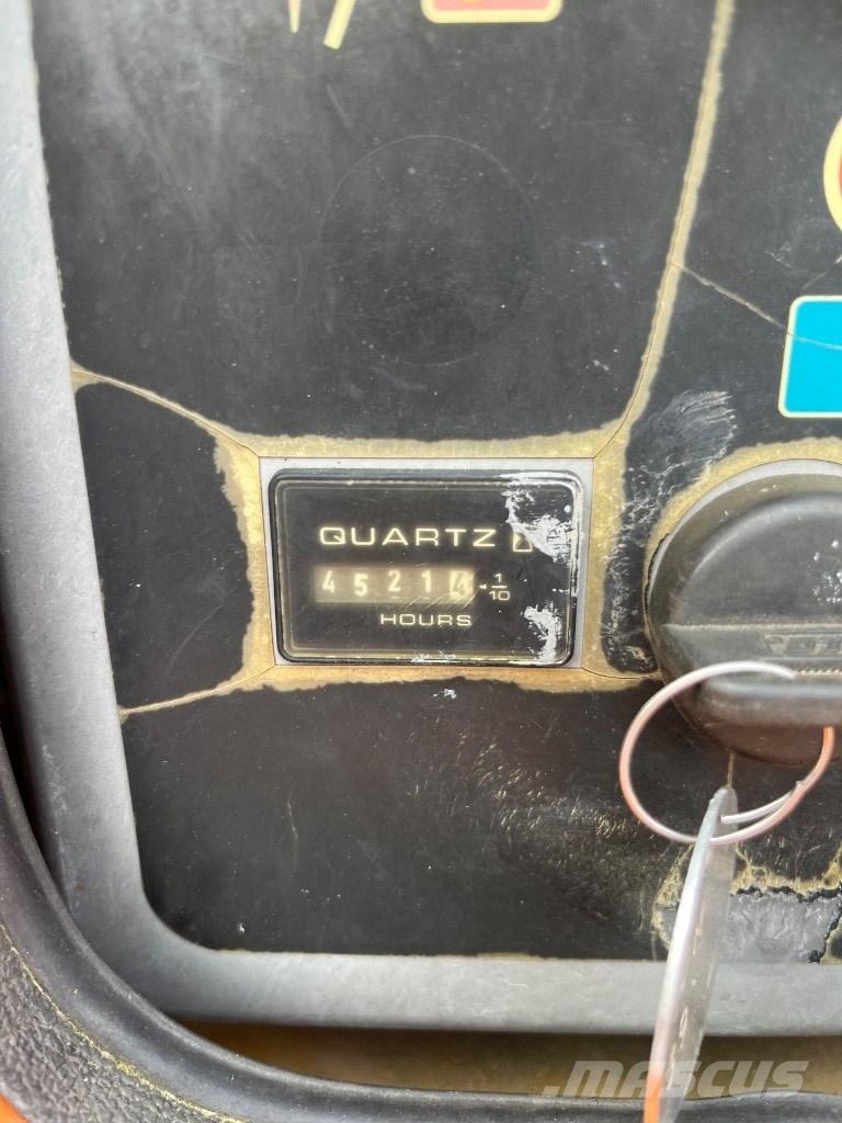 JLG 600 AJ Strēles pacēlāji