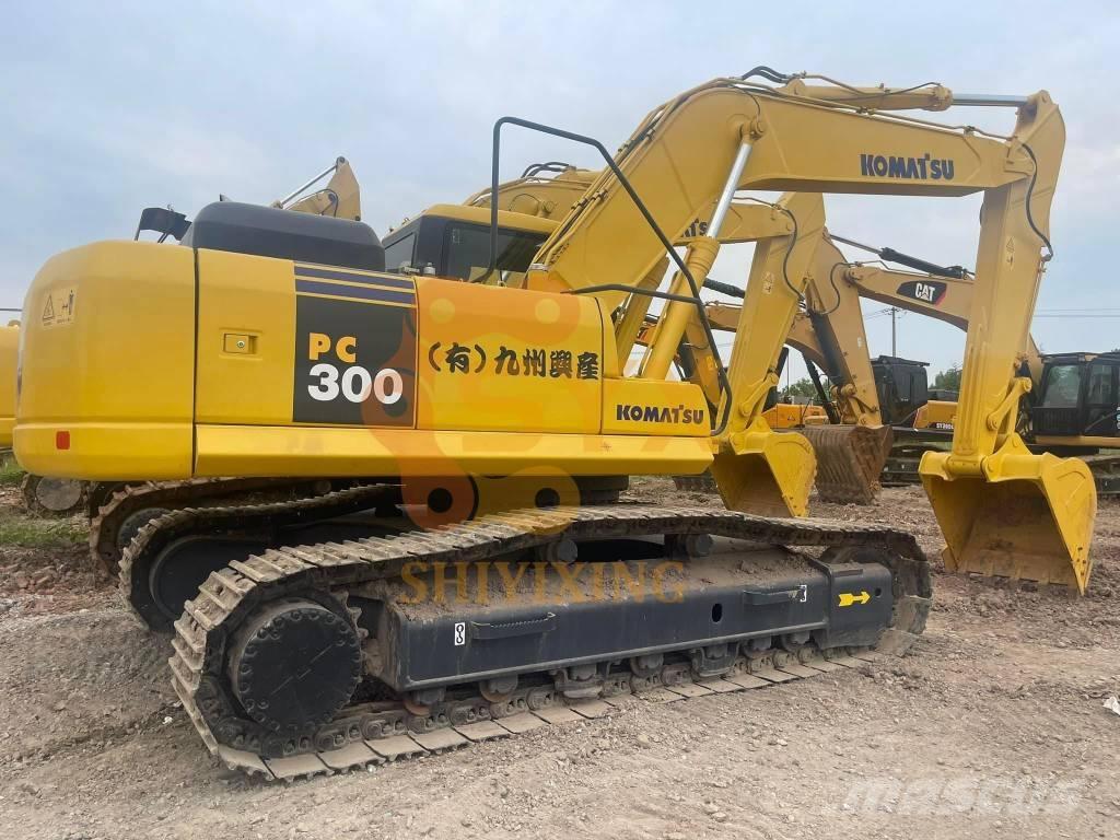 Komatsu PC 300-7 Kāpurķēžu ekskavatori