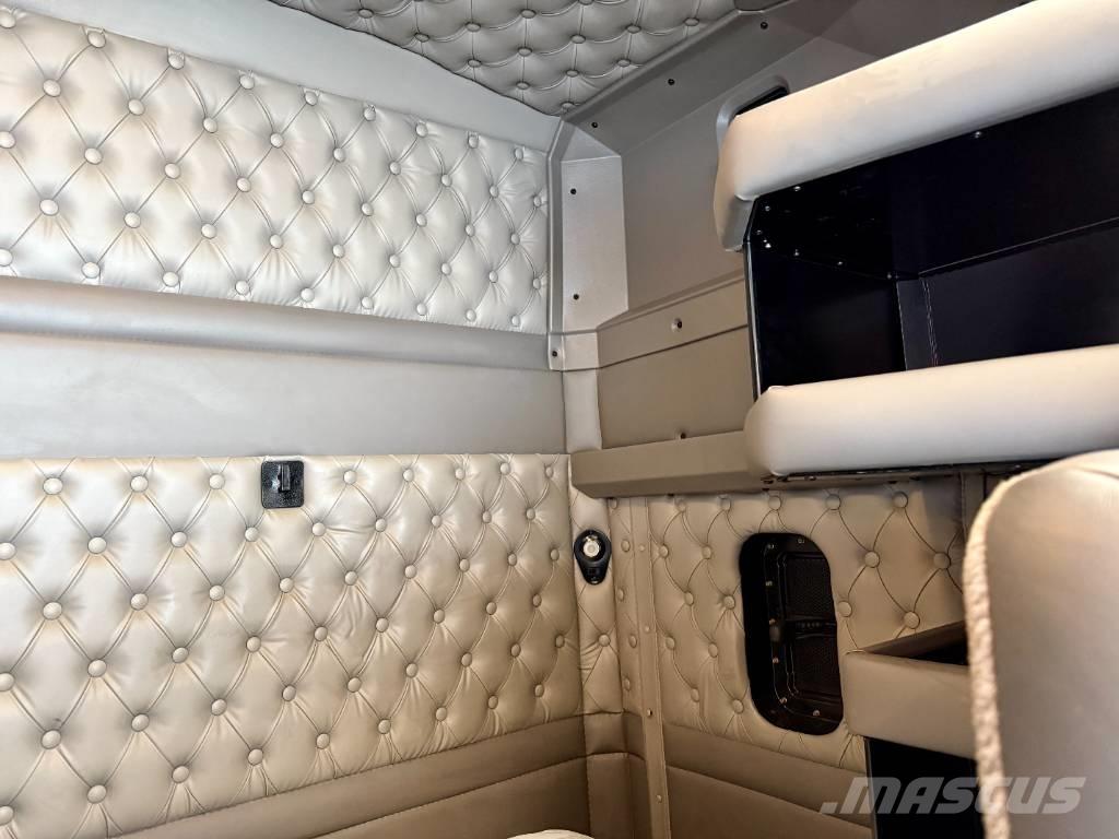 Kenworth T 800 Vilcēji