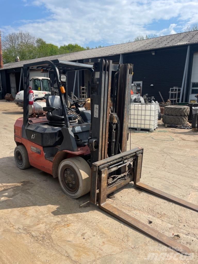 EP FG 25 LPG tehnika