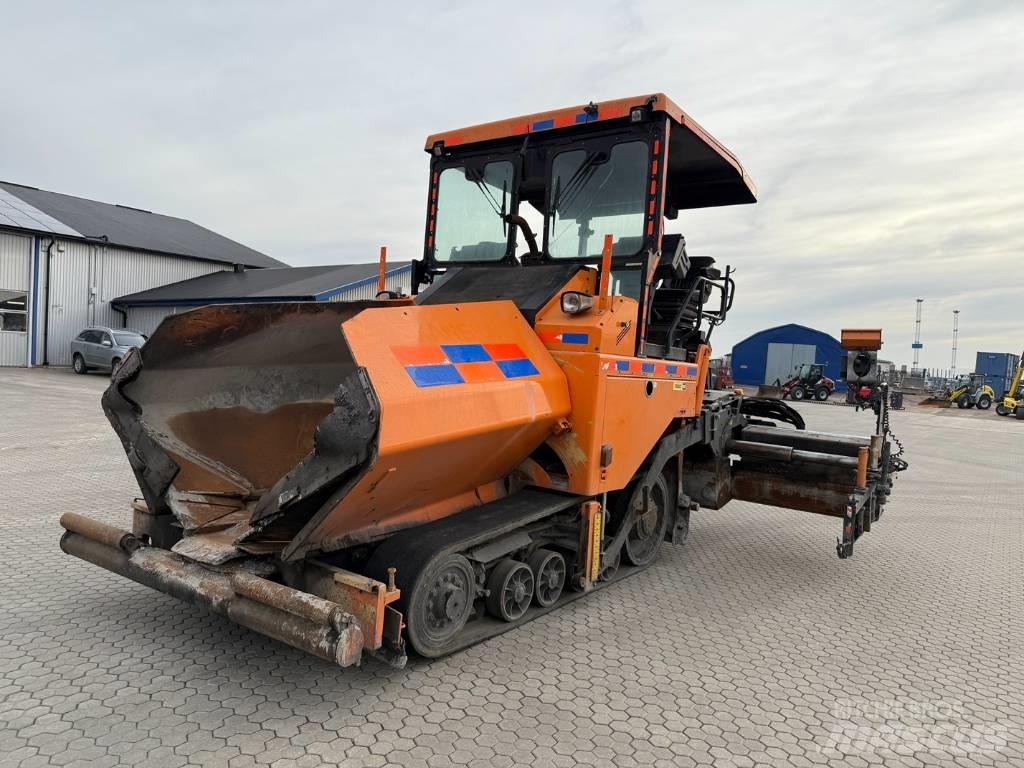 CAT AP 555 E Asfalta klājēji