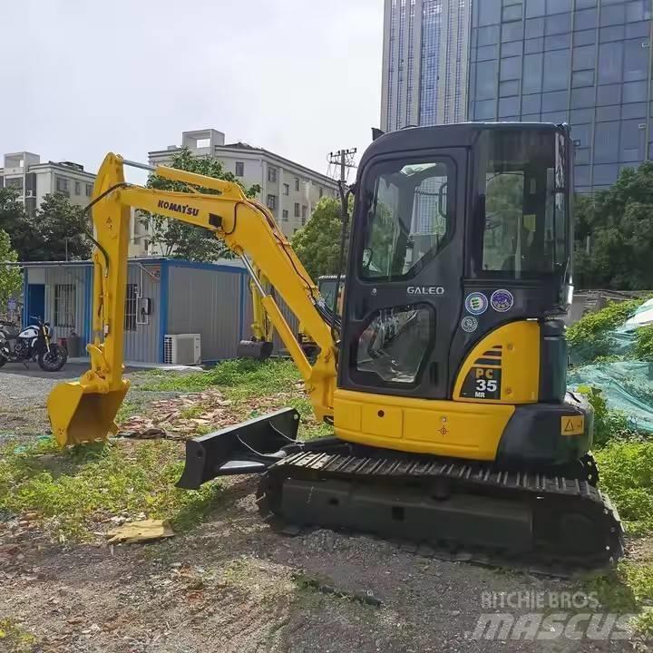 Komatsu PC35MR Kāpurķēžu ekskavatori