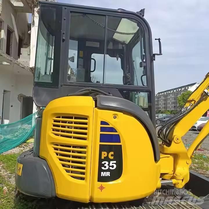 Komatsu PC35MR Kāpurķēžu ekskavatori
