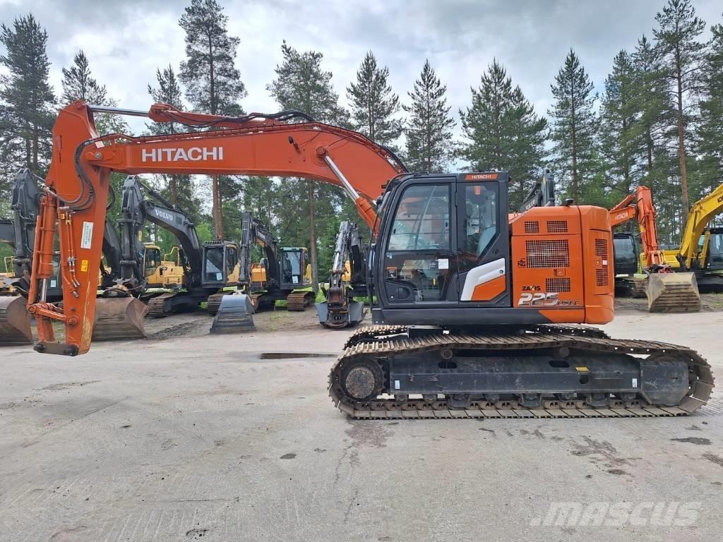 Hitachi ZX225USLC-7 Kāpurķēžu ekskavatori