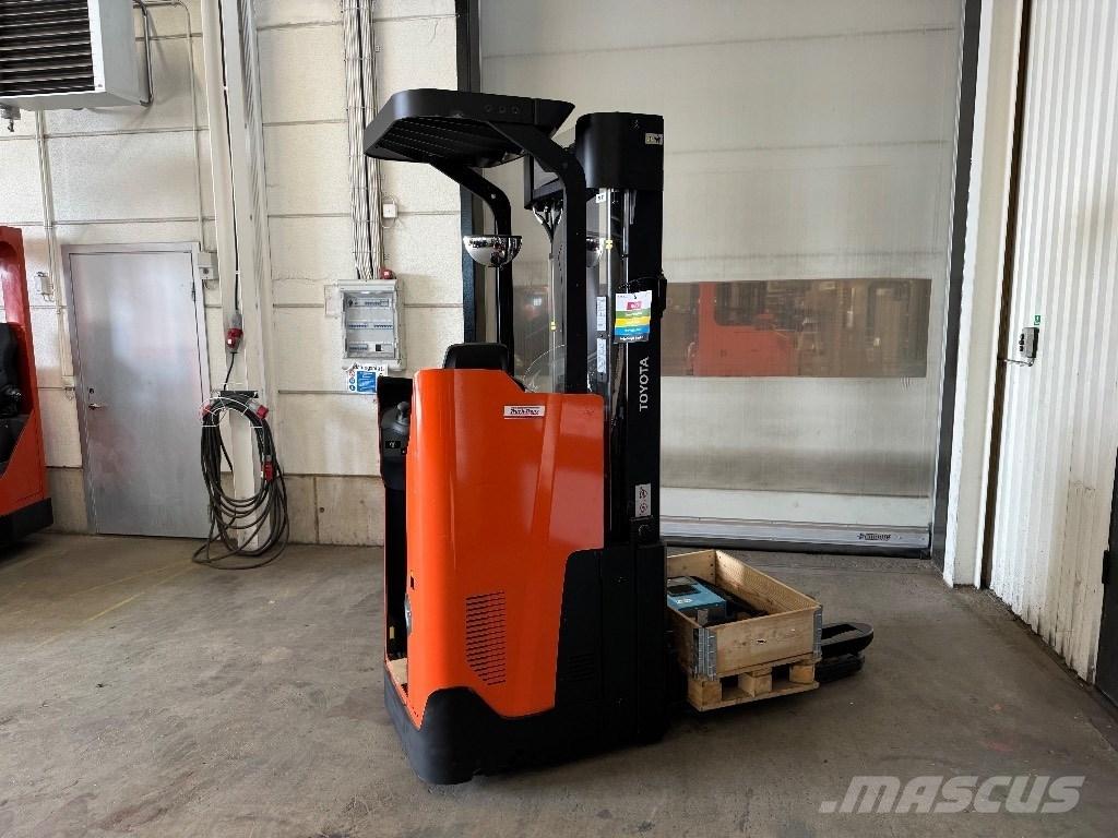 Toyota SSI160LN Pašgājēji krautnētāji