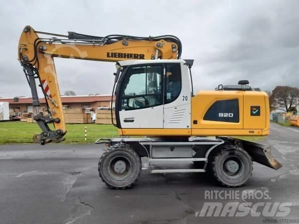 Liebherr A 920 Ekskavatori uz riteņiem