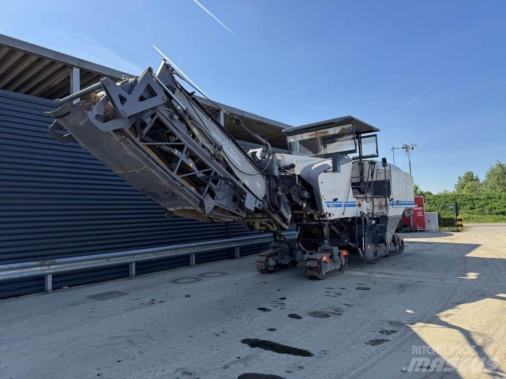Wirtgen W 210 Asfalta dzesēšanas iekārtas