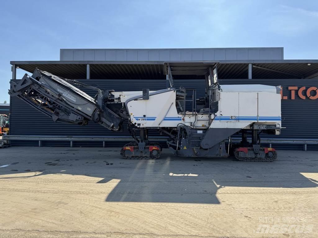Wirtgen W 210 Asfalta dzesēšanas iekārtas
