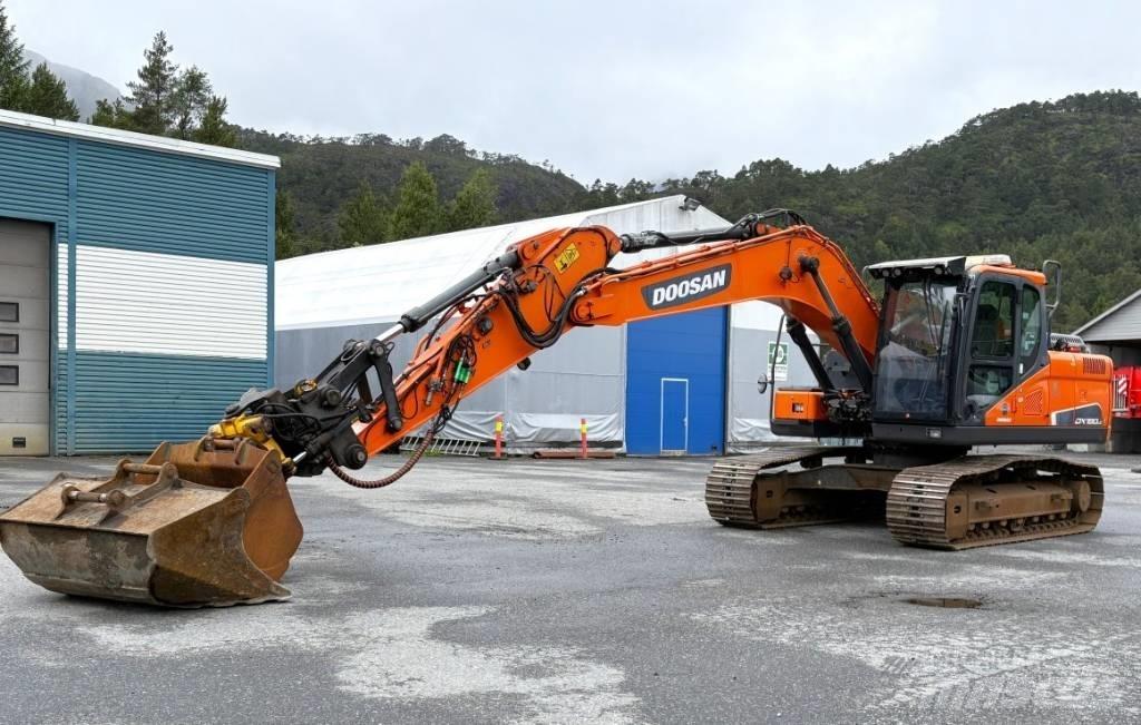 Doosan DX180LC-5 Kāpurķēžu ekskavatori