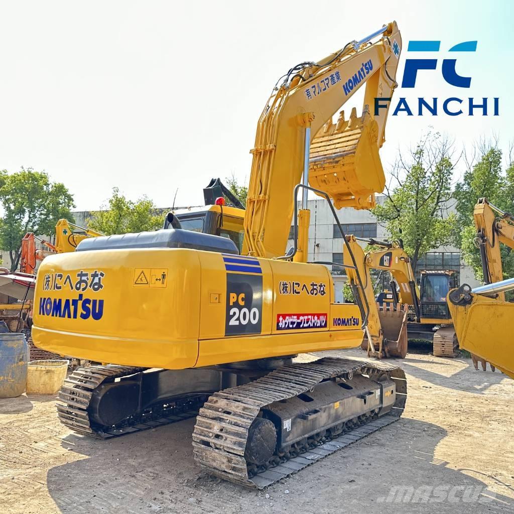 Komatsu PC 200 Kāpurķēžu ekskavatori