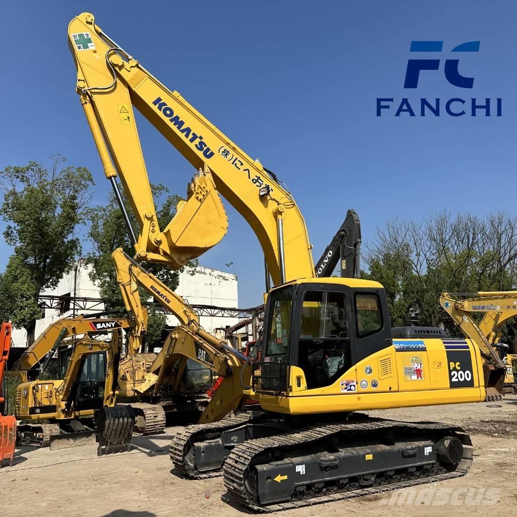 Komatsu PC 200 Kāpurķēžu ekskavatori