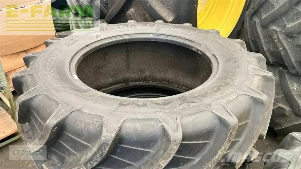 CLAAS arion 530 Traktori