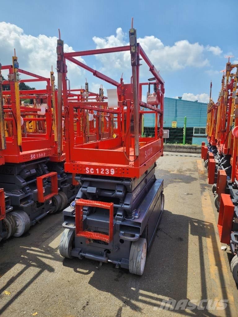 SkyJack SJ 3219 Šķerveida pacēlāji