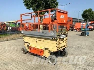JLG 2646 ES Šķerveida pacēlāji