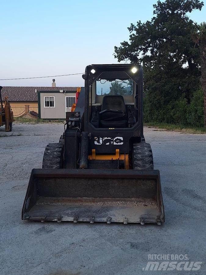 JCB 225 Mini iekrāvēji