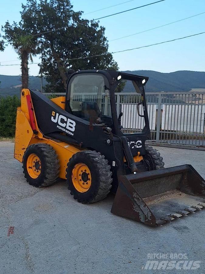 JCB 225 Mini iekrāvēji