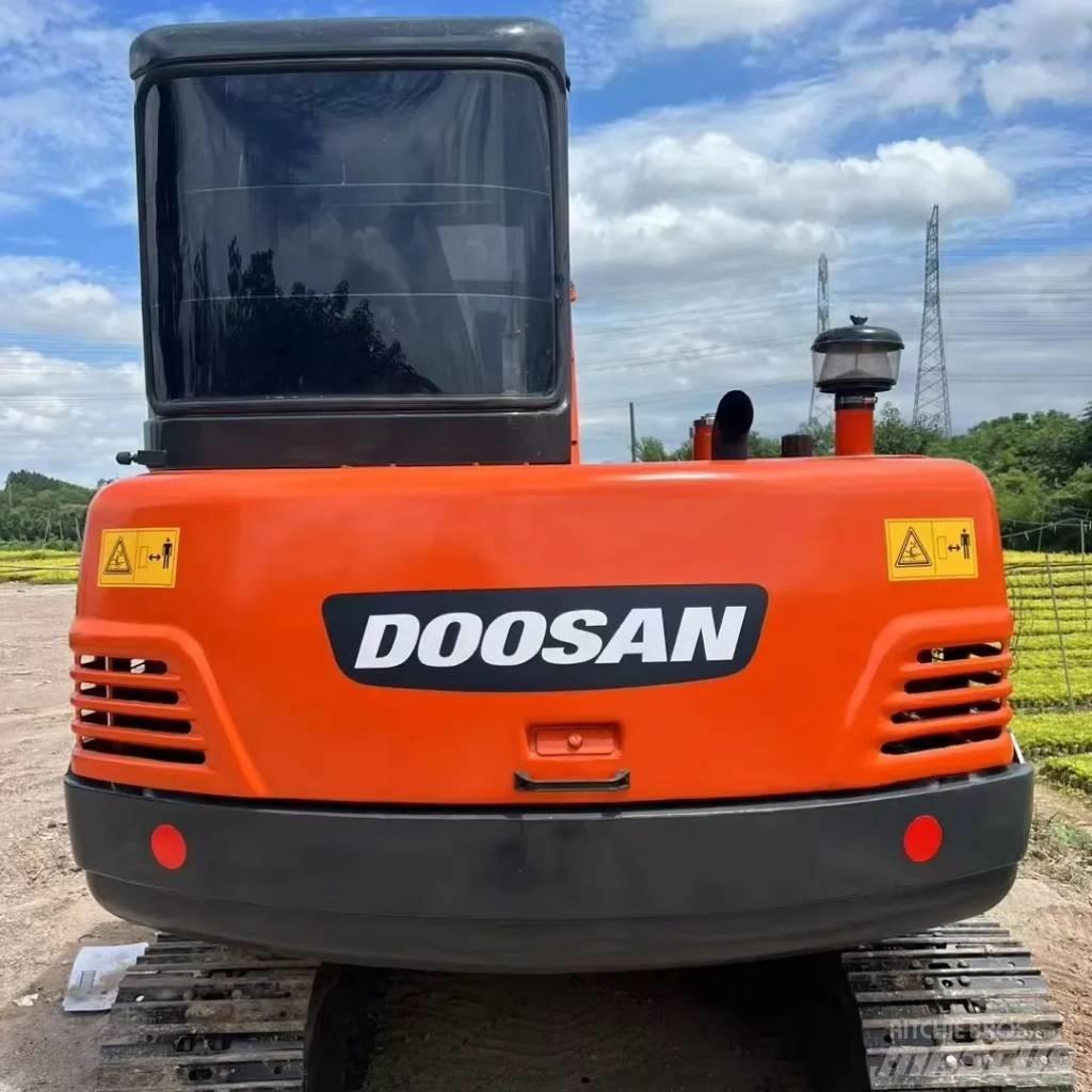 Doosan DH 55 Mini ekskavatori < 7 t
