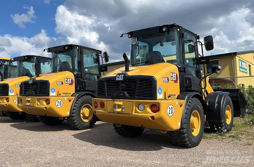 CAT 906 - RENTAL Iekrāvēji uz riteņiem