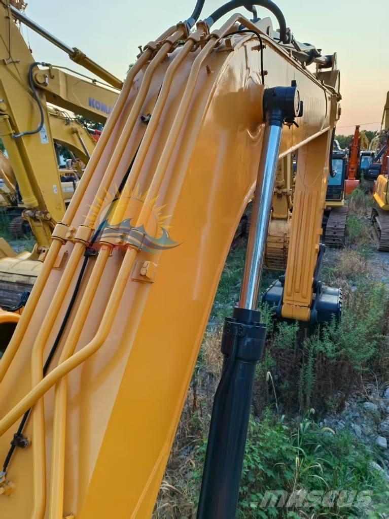 Hyundai R300LC-9S Kāpurķēžu ekskavatori