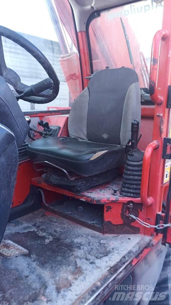JCB 535-140 Teleskopiskie manipulatori