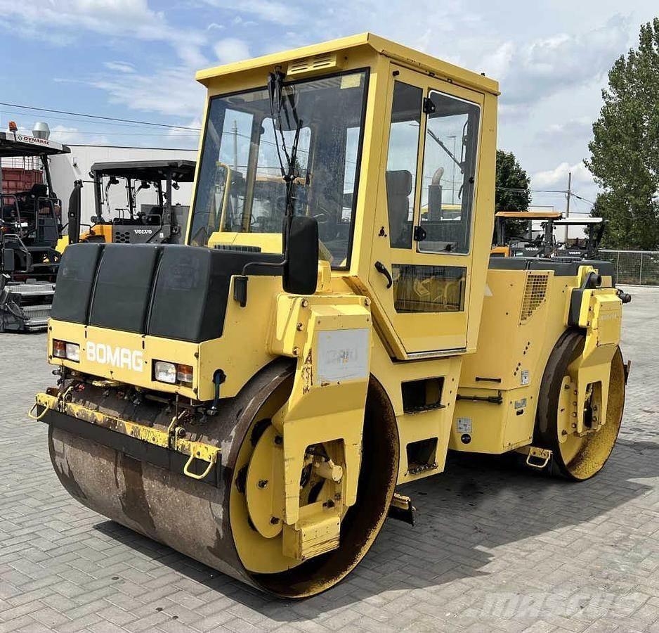 Bomag BW 151 AD-2 Divvalču grunts veltņi