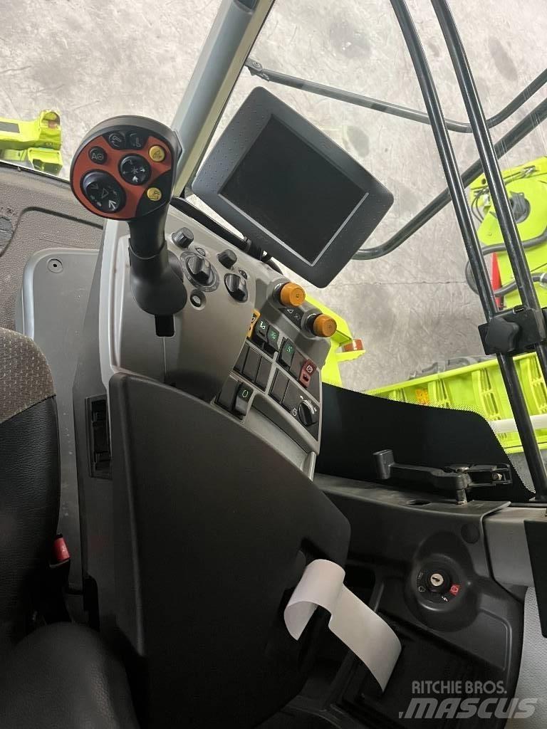 CLAAS LEXION 770 Ražas novākšanas kombaini