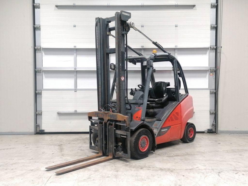 Linde H30D-02 Tehnika ar dīzeļa dzinēju