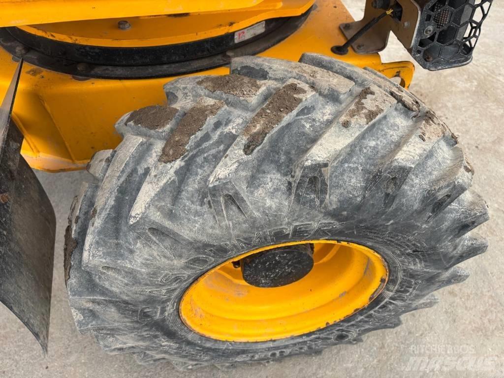JCB 3STH 2S5 Mini pašizgāzēji