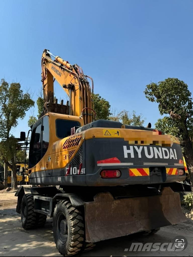 Hyundai 210W-9 Ekskavatori uz riteņiem