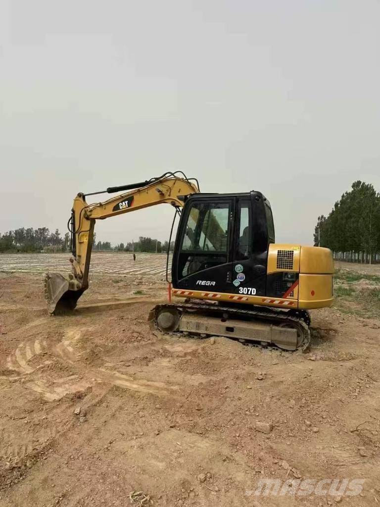 CAT 307d Kāpurķēžu ekskavatori