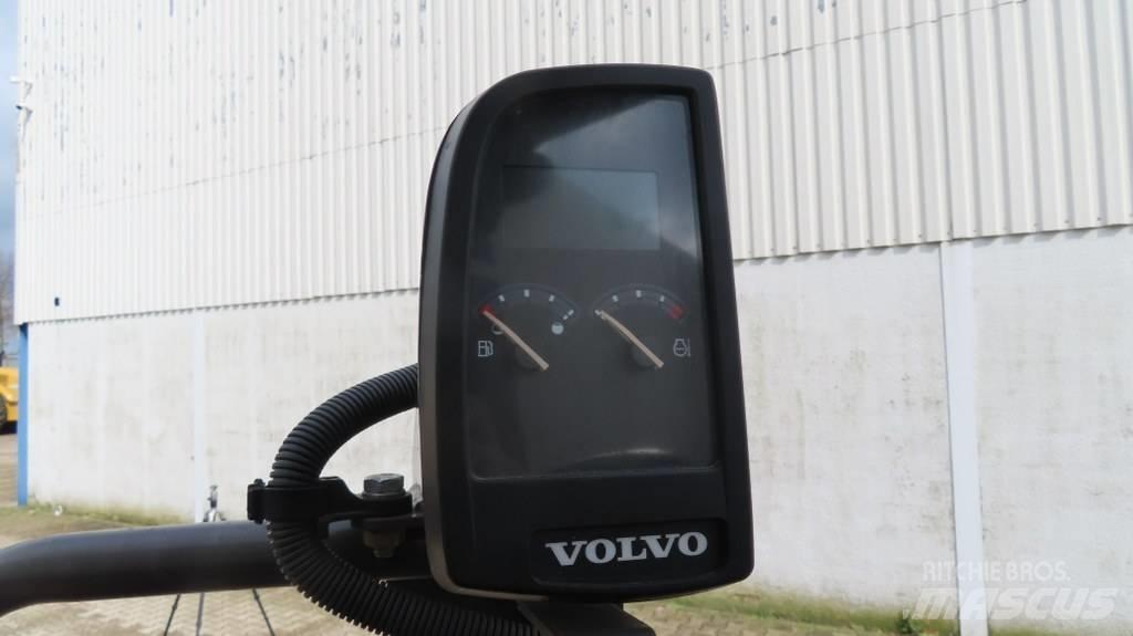 Volvo SD 45 B Vienvalča grunts veltņi