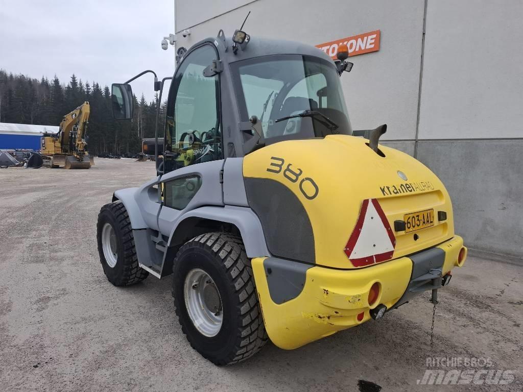 Kramer 380 Iekrāvēji uz riteņiem