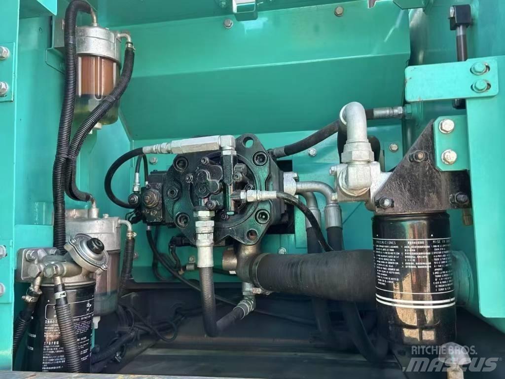 Kobelco SK 200 LC I Kāpurķēžu ekskavatori