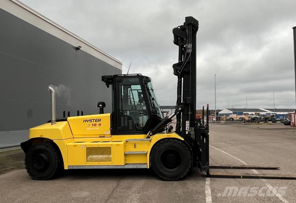 Hyster H18XD9 Tehnika ar dīzeļa dzinēju