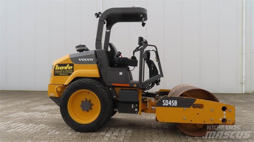 Volvo SD 45 B Vienvalča grunts veltņi