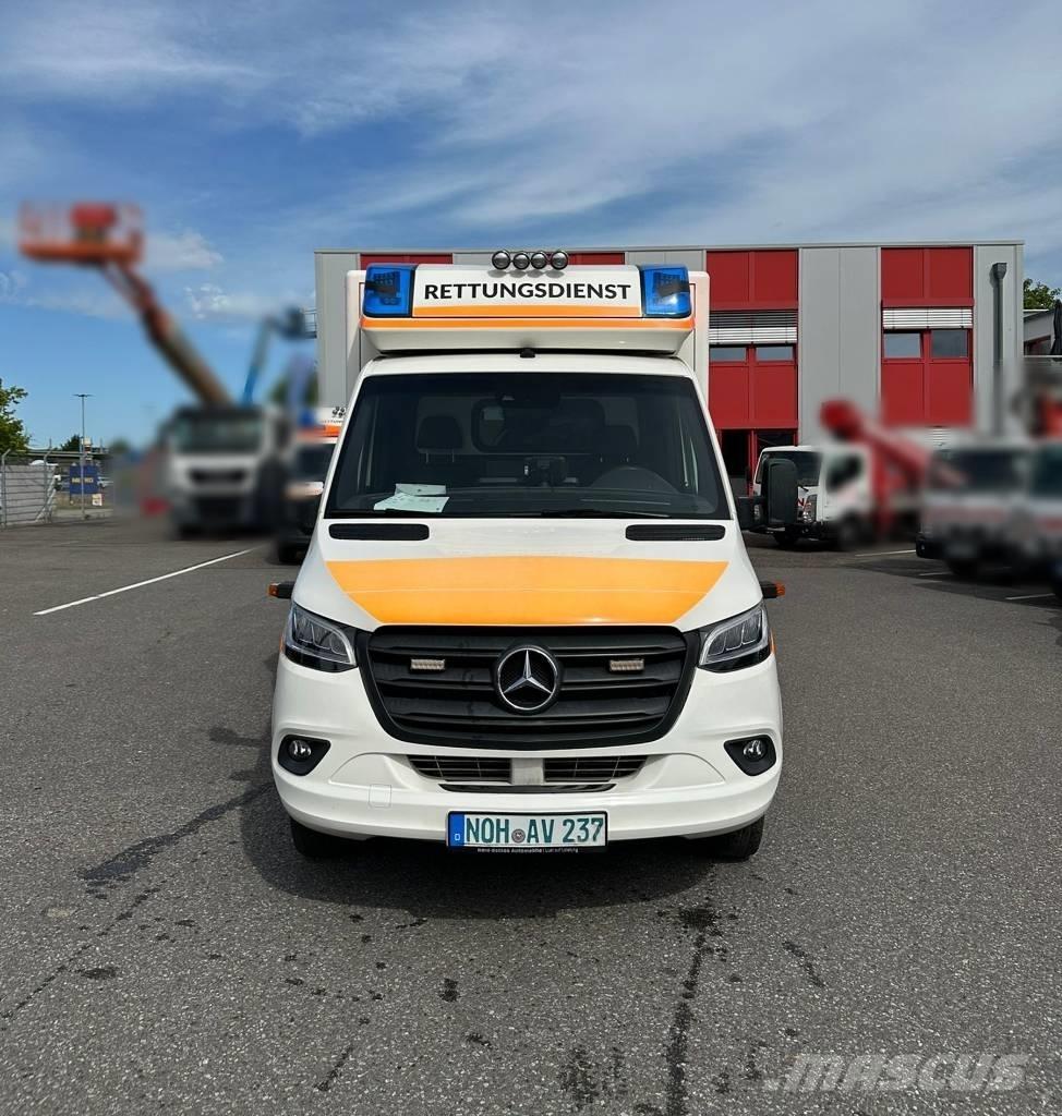 Mercedes-Benz 1000 Ātrās palīdzības automašīnas